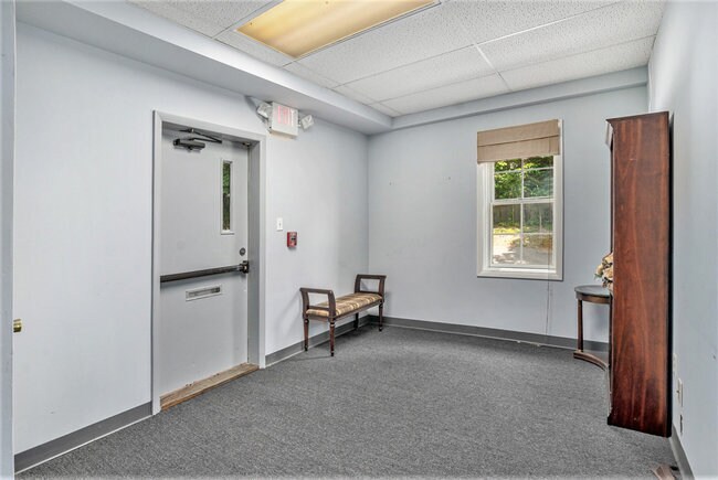 More Photos Of 813 Bethlehem Pike, Erdenheim Medical For Lease