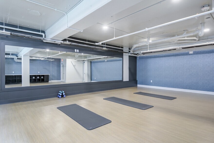 More Photos Of 1100 Richmond Hwy, Richmond Apartments For Sale