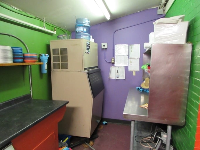 More Photos Of 11 Brown St, Portland Restaurant For Sale