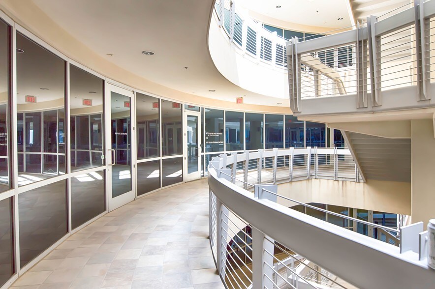 More Photos Of 1760 E Pecos Rd, Gilbert Medical For Lease