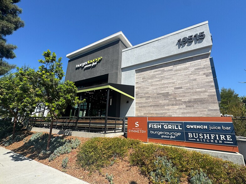 Primary Photo Of 19515 Nordhoff Pl, Northridge Restaurant For Lease