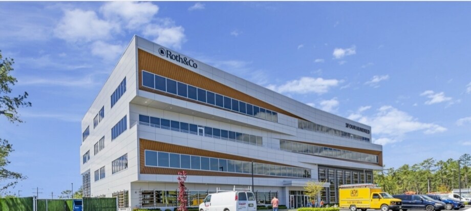 Primary Photo Of 400 Boulevard of Americas, Lakewood Office For Lease