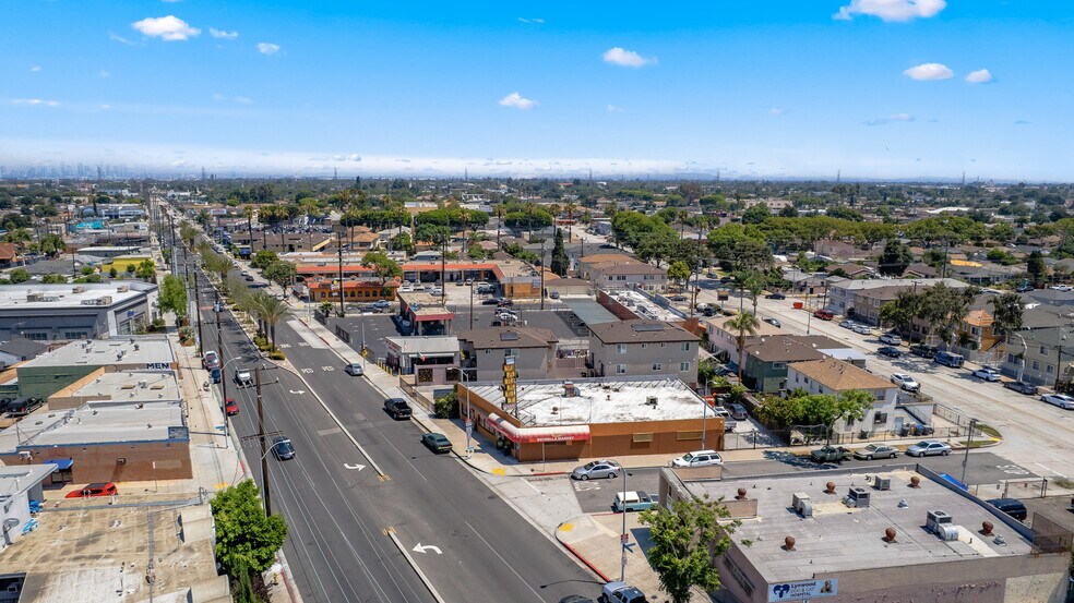 More Photos Of 10236 Long Beach Blvd, Lynwood Supermarket For Sale