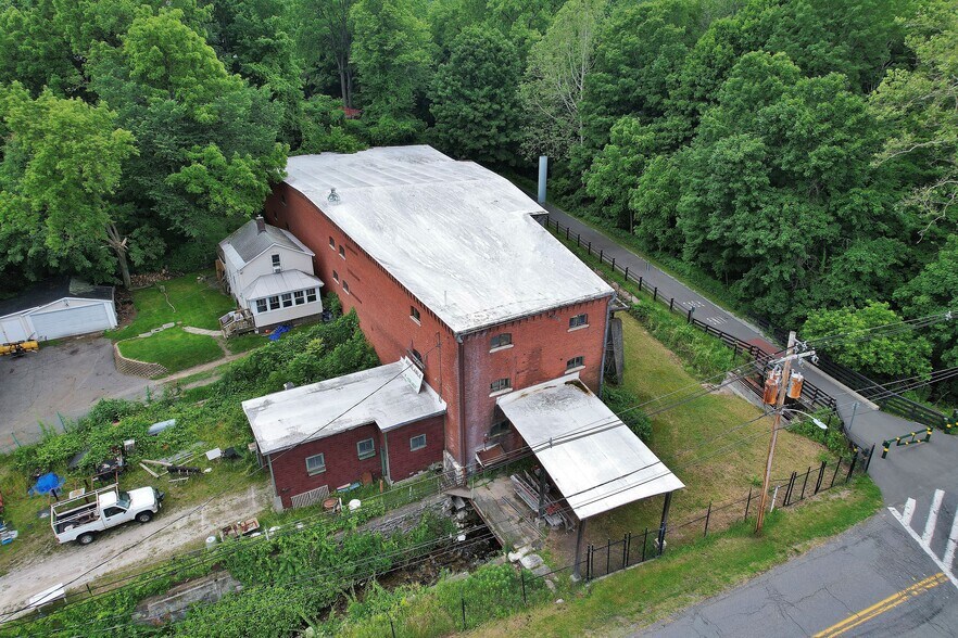 More Photos Of 12 Harmony St, Adams Warehouse For Sale