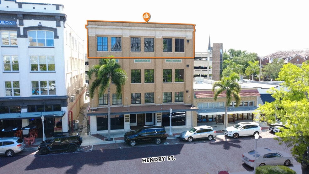 More Photos Of 1625 Hendry St, Fort Myers Loft Creative Space For Lease
