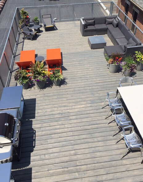 More Photos Of 982 S Front St, Columbus Apartments For Lease