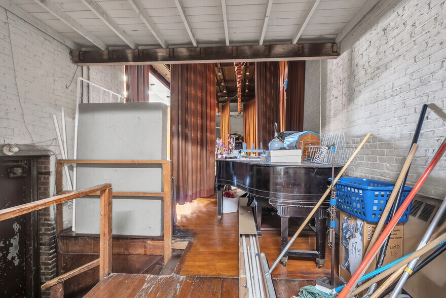 More Photos Of 2610 Bergenline Ave, Union City Lodge Meeting Hall For Lease