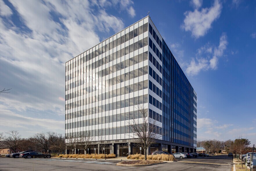 More Photos Of 10210 Greenbelt Rd, Lanham Office For Sale