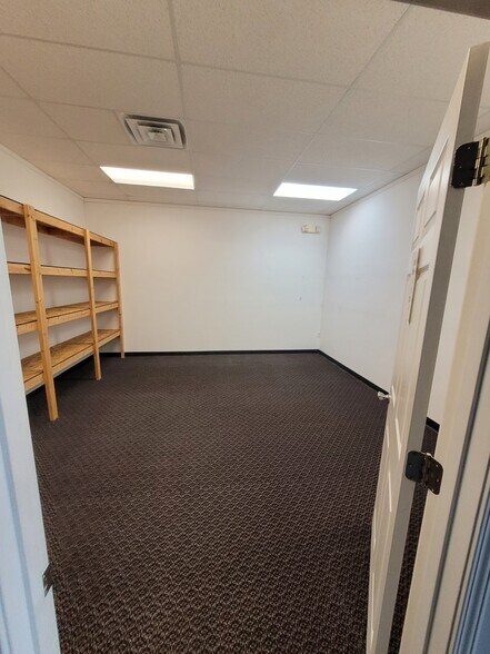 More Photos Of 100 Kingsbury Blvd, Fredericktown Storefront Retail Office For Sale