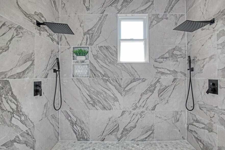 More Photos Of 235 Candler Rd SE, Atlanta Specialty For Sale