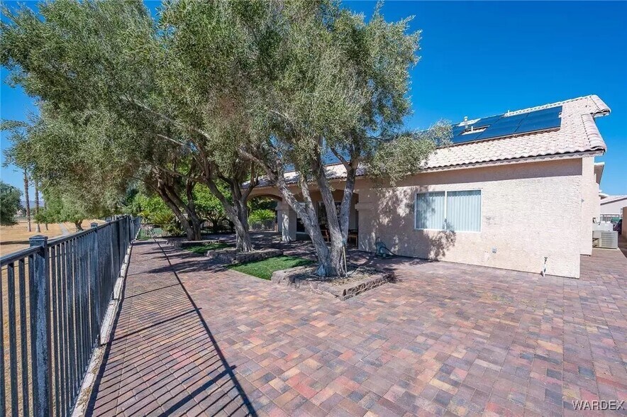 More Photos Of 1974 E Clear Lake Dr, Fort Mohave Assisted Living For Sale