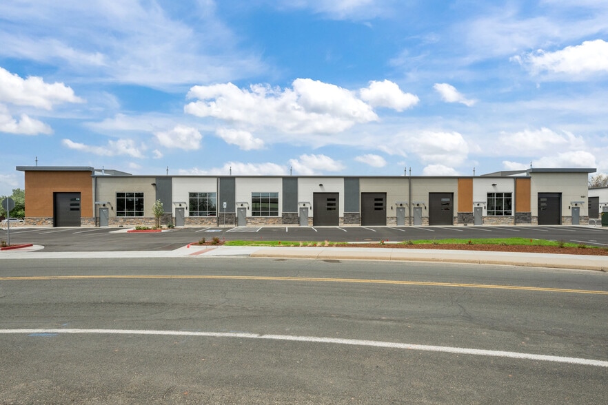 More Photos Of 1001 Depot Hill, Broomfield Showroom For Sale
