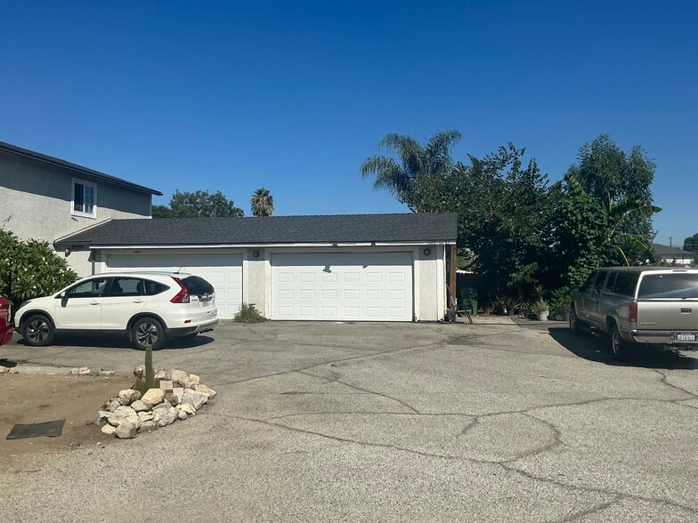 More Photos Of 16021 Olympiad Ln, Van Nuys Apartments For Sale