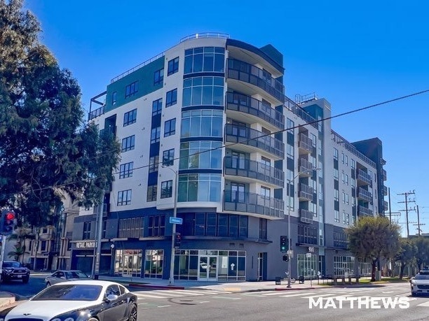 More Photos Of 9900 Venice Blvd, Culver City Apartments For Lease