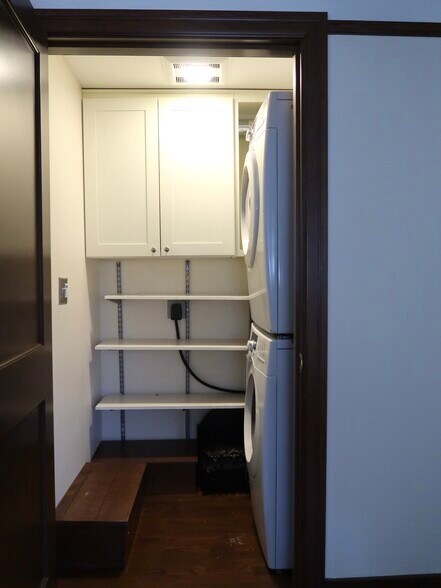 More Photos Of 6710 Greenwood Ave N, Seattle Apartments For Sale
