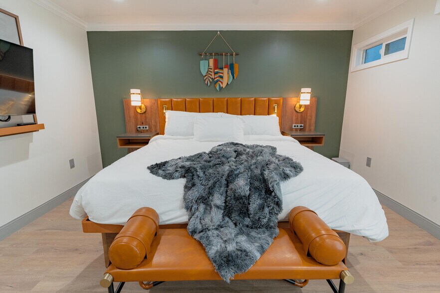 More Photos Of 1107 N Broadway, Santa Maria Hotel For Sale