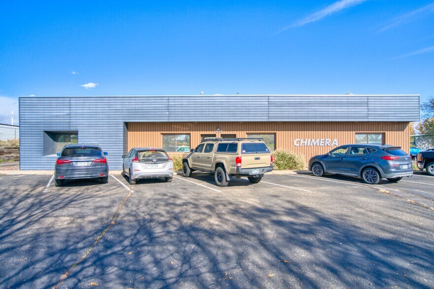 More Photos Of 1067 Telleen Ave, Erie Warehouse For Lease