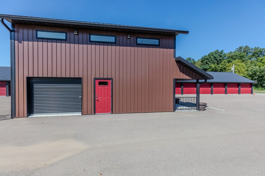 More Photos Of 536 Monroe Concord Rd, Troy Self Storage For Sale