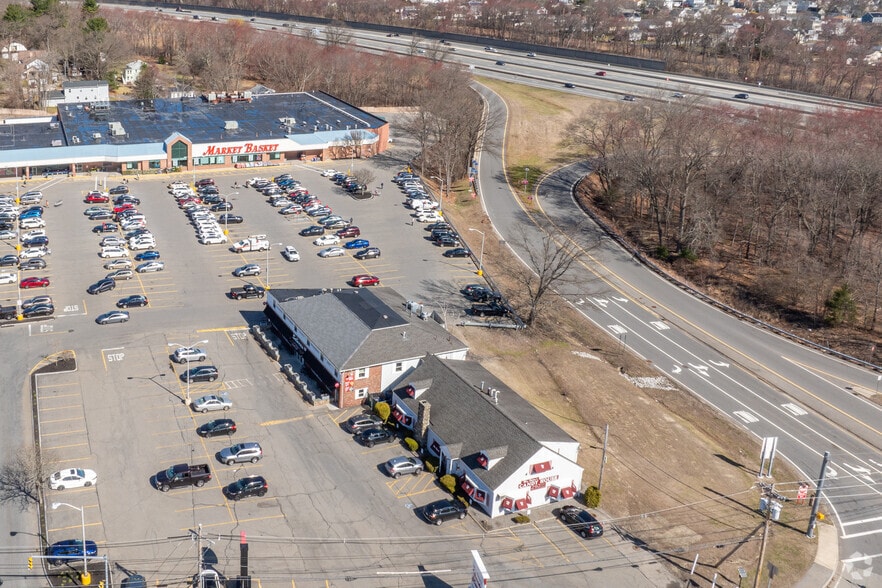 More Photos Of 296 Chelmsford St, Chelmsford Storefront Retail Office For Lease