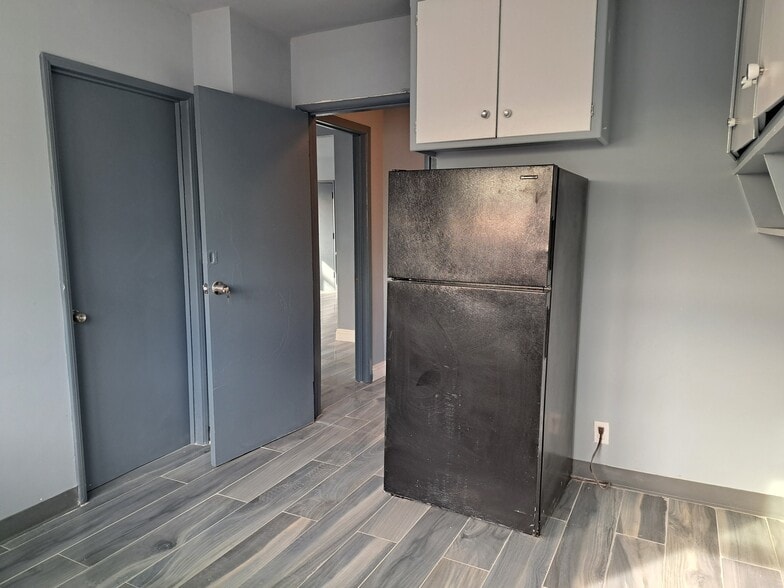 More Photos Of 5830-5838 Overhill Dr, Los Angeles Medical For Lease