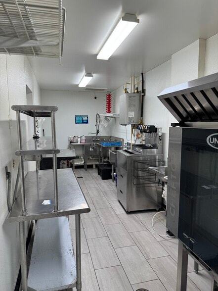 More Photos Of 1600 Princess Anne St, Fredericksburg Restaurant For Sale