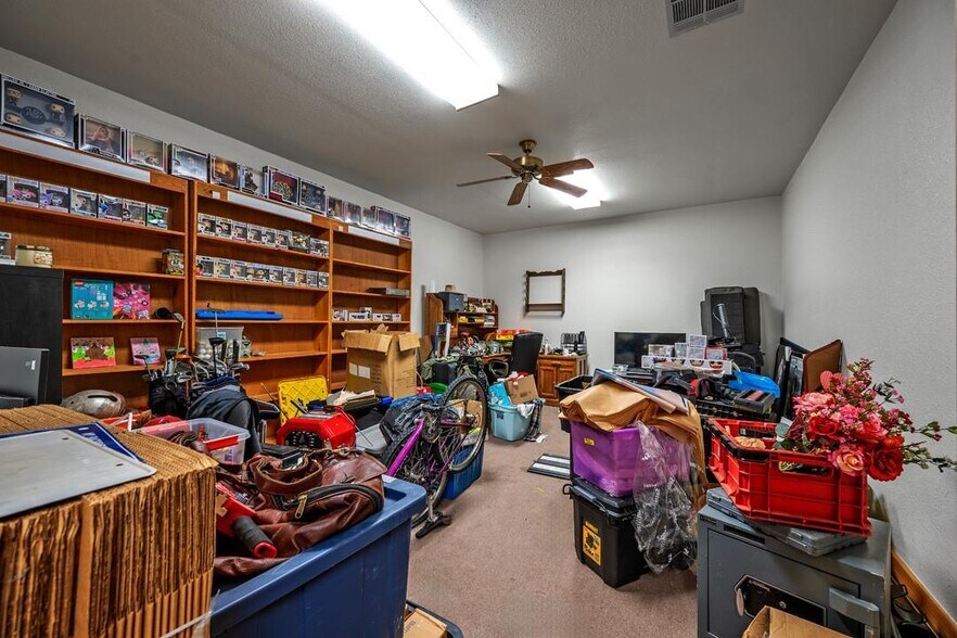 More Photos Of 31633 US-377 Hwy, Gordonville Light Distribution For Sale