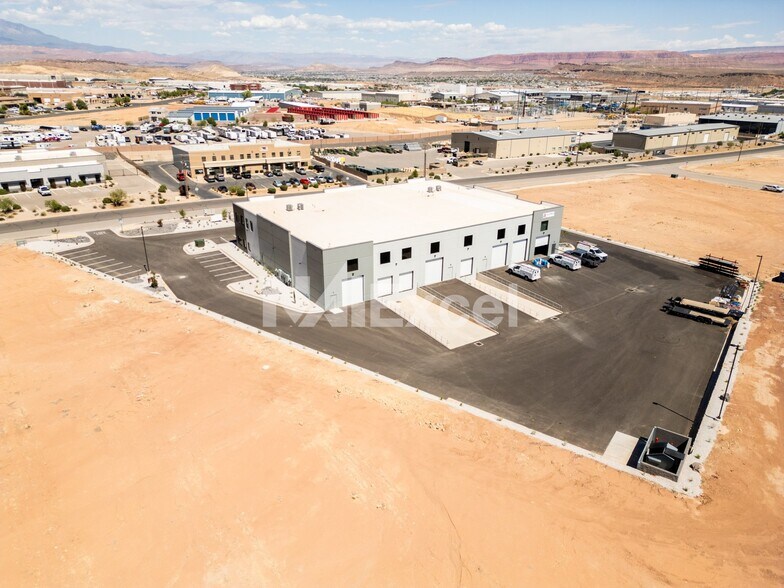 More Photos Of 744 Enterprise dr, St George Warehouse For Lease