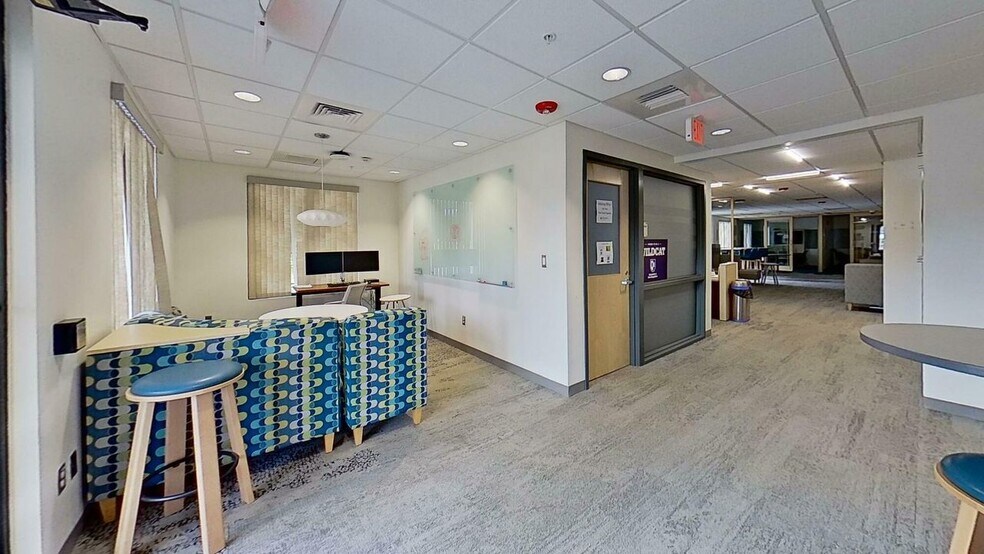 More Photos Of 10 Pettee Brook Ln, Durham Apartments For Lease