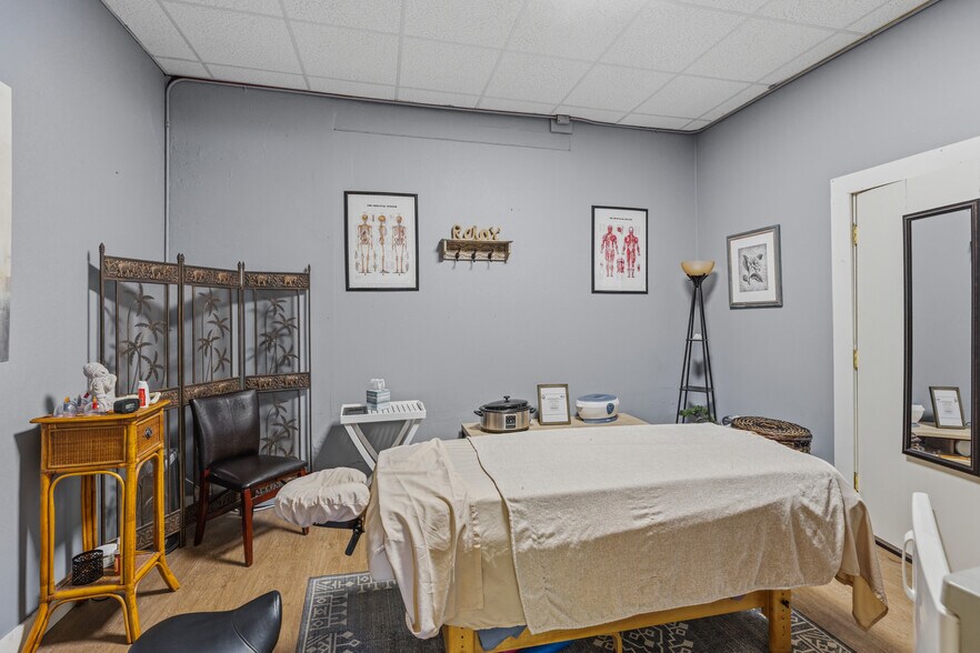 More Photos Of 36 Carpenter Street St, Keene Office For Sale