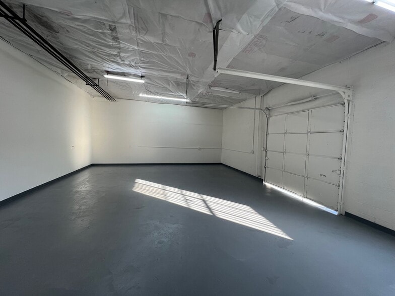 More Photos Of 7361 Ethel Ave, North Hollywood Service For Lease