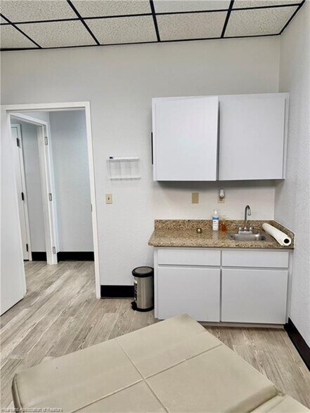 More Photos Of 6801 US Highway 27 N, Sebring Medical For Lease