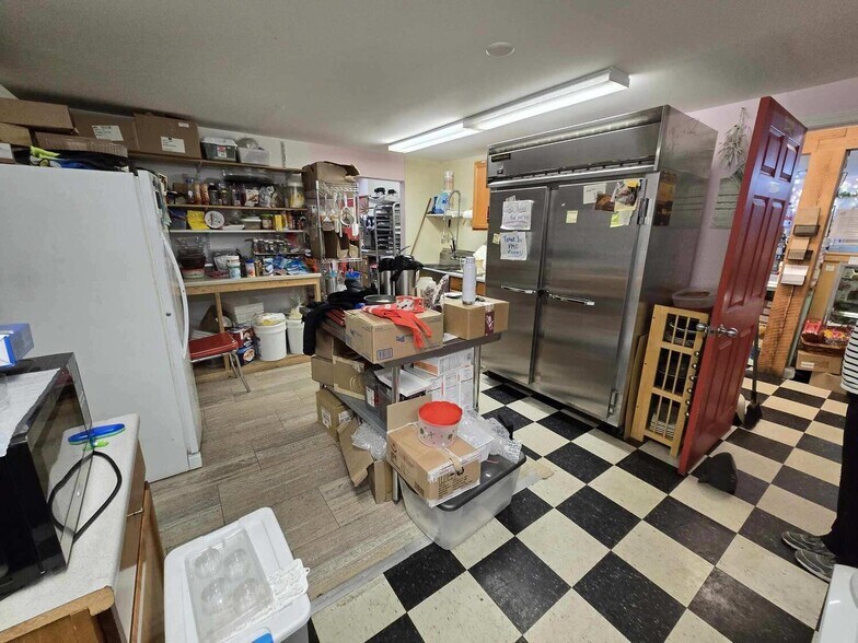 More Photos Of 5030 State Hwy, Eastham Freestanding For Sale