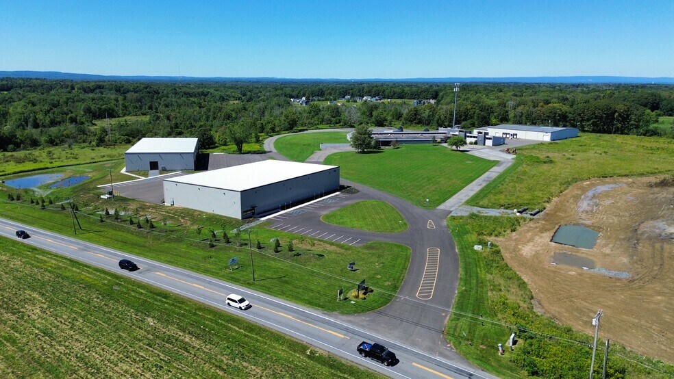 More Photos Of 1315 Route 146, Rexford Unknown For Lease