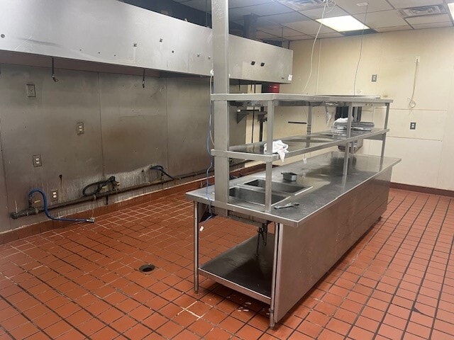 More Photos Of 109 Crossings Mall, Elkview Restaurant For Lease