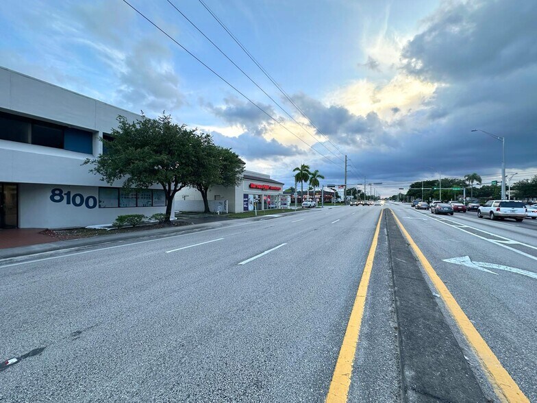 More Photos Of 8100 W Flagler St, Miami Loft Creative Space For Lease