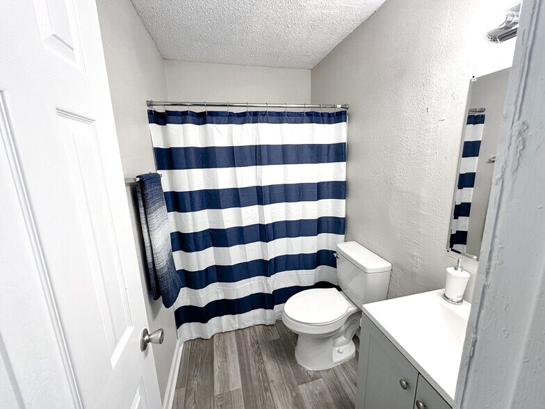 More Photos Of 850 Lindbergh Dr, Jackson Multifamily For Sale