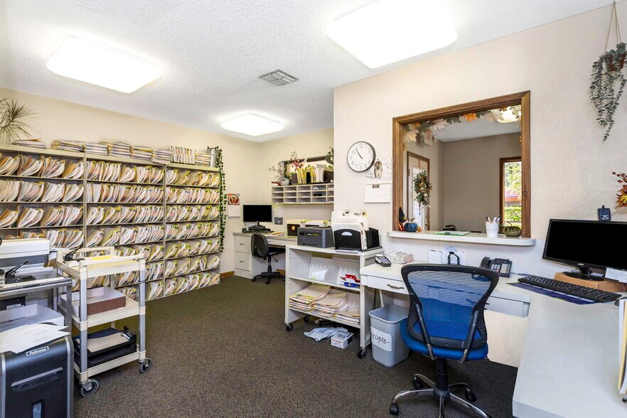 More Photos Of 701 N Hercules Ave, Clearwater Medical For Lease