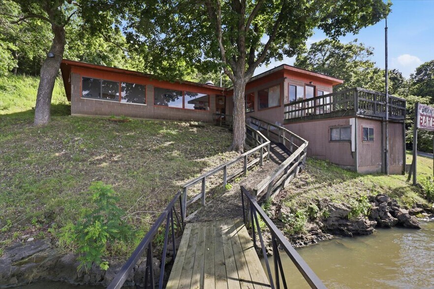 More Photos Of 1077 Duncan Dr, Edwards General Retail For Sale