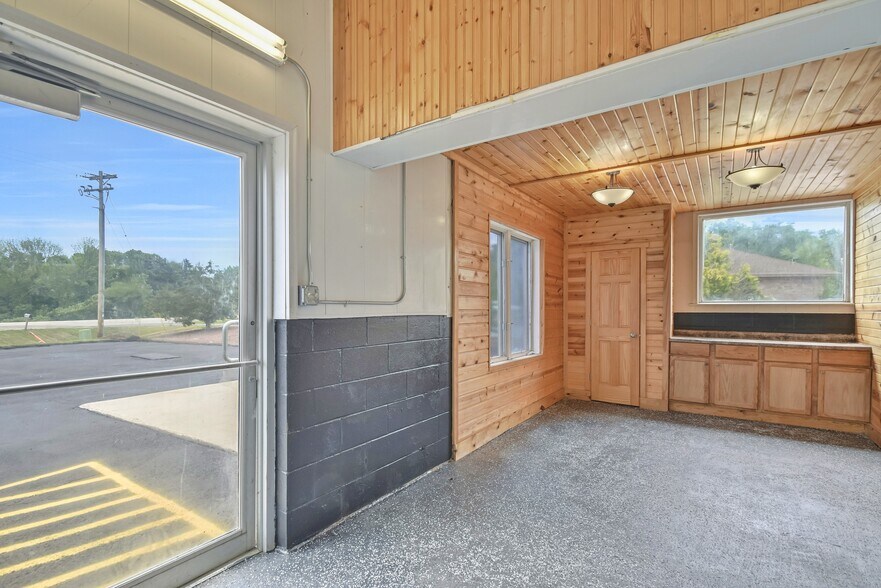 More Photos Of 615 County Road R, Denmark Auto Repair For Sale