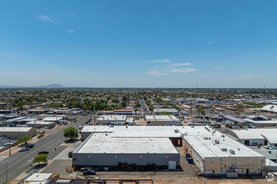 More Photos Of 260 S Hibbert St, Mesa Warehouse For Lease