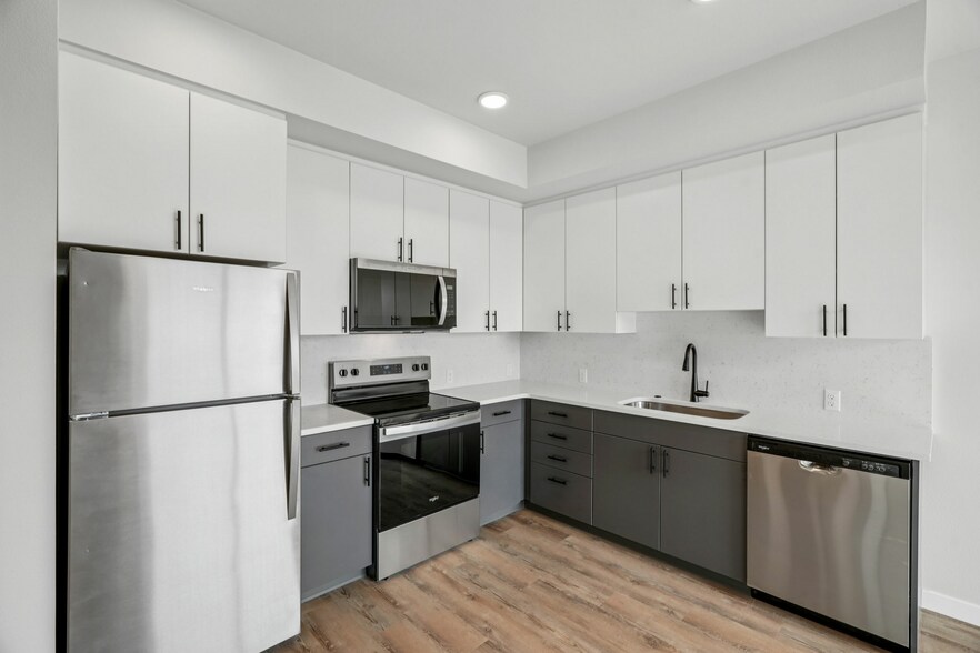 More Photos Of 120 Bush St S, Salem Apartments For Lease