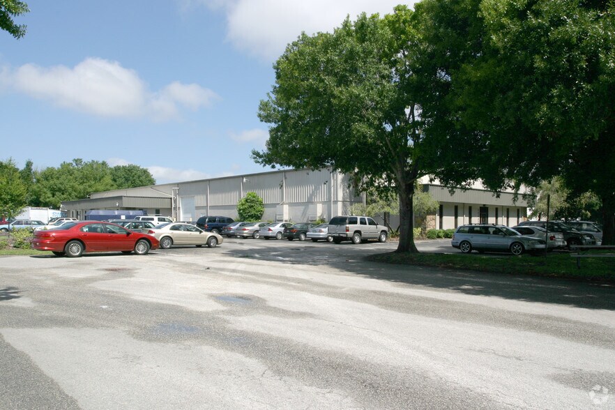 More Photos Of 12450 Automobile Blvd, Clearwater Warehouse For Sale