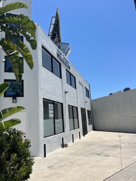 More Photos Of 1288 S La Brea Ave, Los Angeles Warehouse For Lease