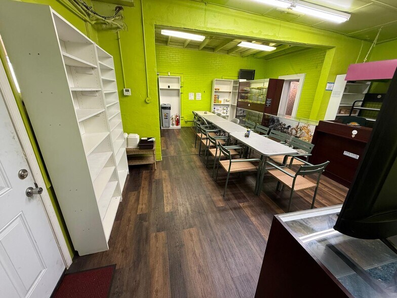 More Photos Of 2 Washington Rd, Westminster Restaurant For Sale