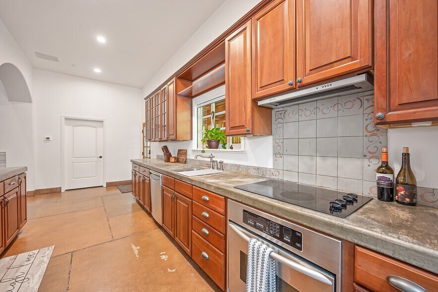 More Photos Of 7539 Pleasants Valley Rd, Vacaville Specialty For Sale