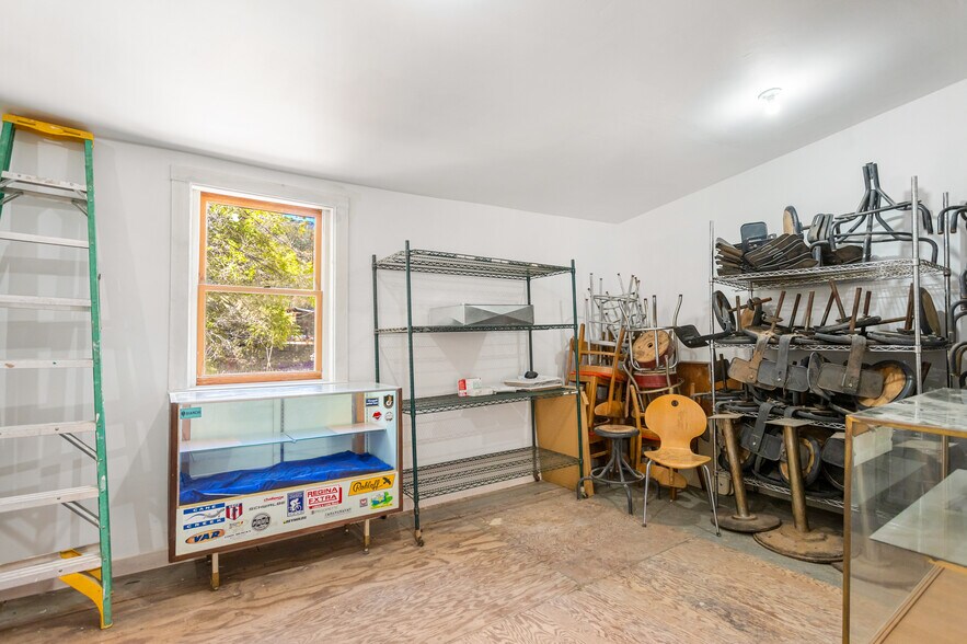 More Photos Of 72-78 Main St, Bisbee General Retail For Sale