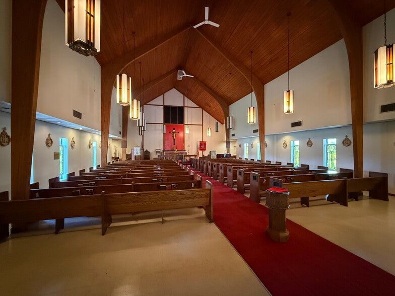 More Photos Of 4150 Boeingshire Dr, Memphis Religious Facility For Sale