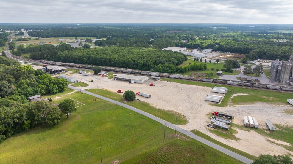More Photos Of 565 Thomas St, Camilla Industrial For Sale