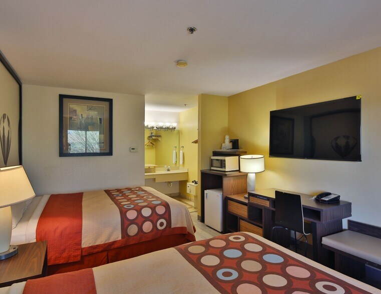 More Photos Of 81753 111 Hwy, Indio Hotel For Sale