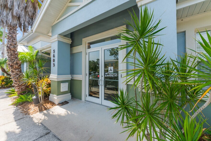 More Photos Of 5601-5605 Marquesas Cir, Sarasota Office For Lease